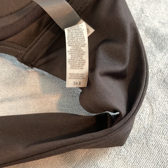 VS SWIM TOP - Picture 6 of 7